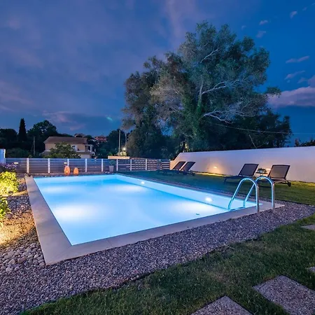 Katikia House Villa Kompítsion